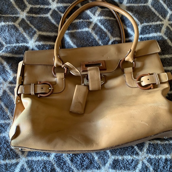 Not new but 100% authentic - Picture 8 of 9